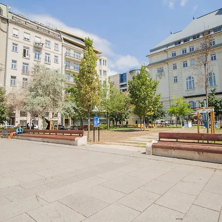 Daire Sunny House By The Riverside Budapeşte