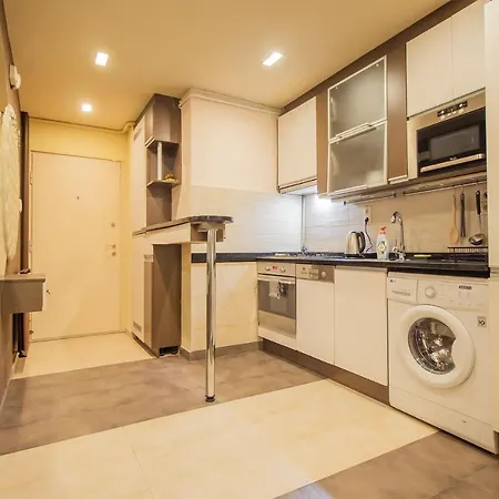 Sunny House By The Riverside Apartman *