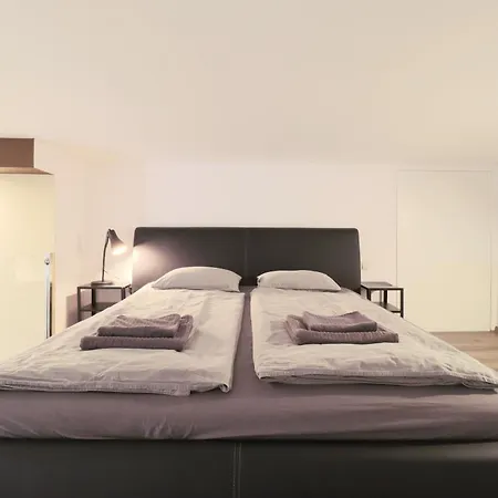 Sunny House By The Riverside Apartmán *