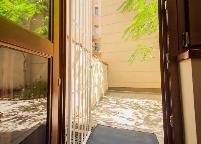 Sunny House By The Riverside דירה בודפשט
